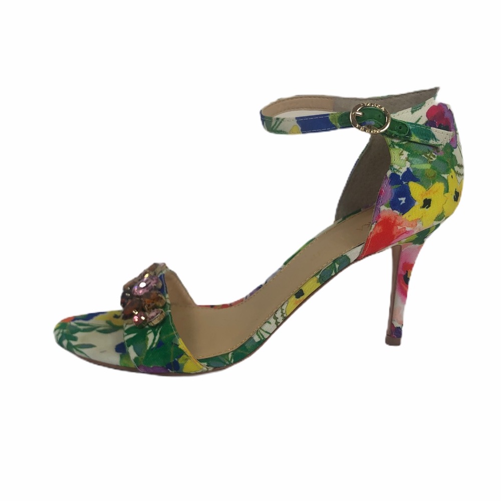 Ivanka Trump Gessa floral twill sandals size 8.5